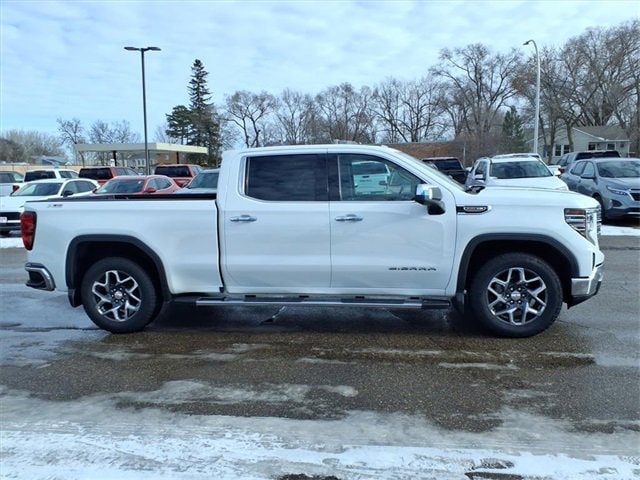 Used 2022 GMC Sierra 1500 SLT with VIN 1GTUUDEL9NZ546430 for sale in Litchfield, Minnesota
