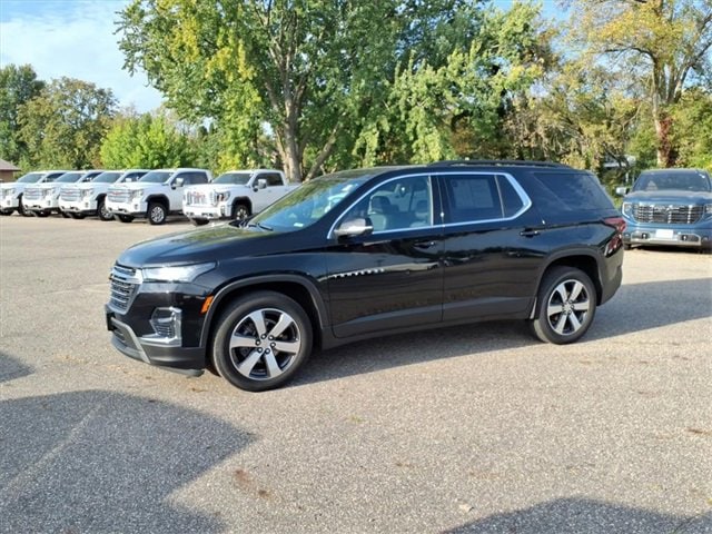 2023 Chevrolet Traverse Leather photo 2