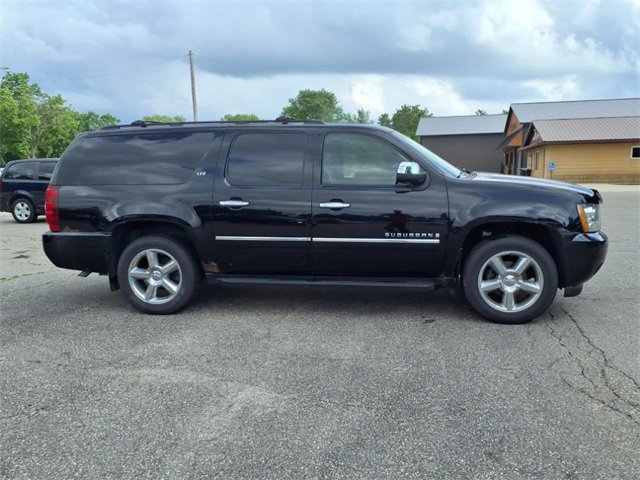 Used 2009 Chevrolet Suburban LTZ with VIN 1GNFK36389J111823 for sale in Litchfield, Minnesota
