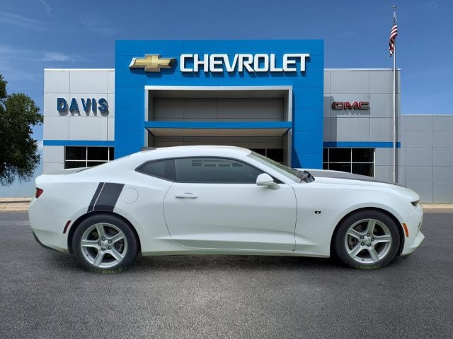 Used 2017 Chevrolet Camaro 1LT with VIN 1G1FB1RSXH0183930 for sale in Litchfield, Minnesota