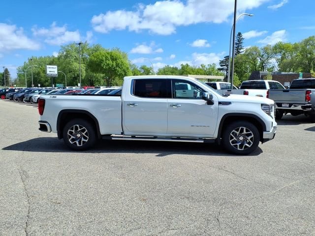 Used 2022 GMC Sierra 1500 SLT with VIN 1GTUUDEL9NZ546430 for sale in Litchfield, Minnesota
