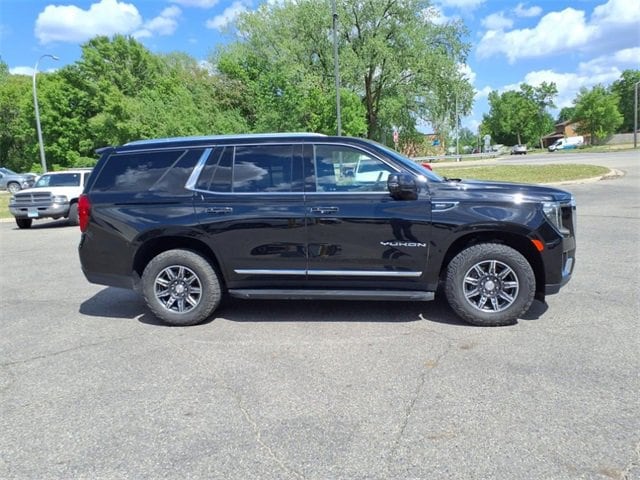 Used 2022 GMC Yukon SLT with VIN 1GKS2BKD0NR335894 for sale in Litchfield, MN