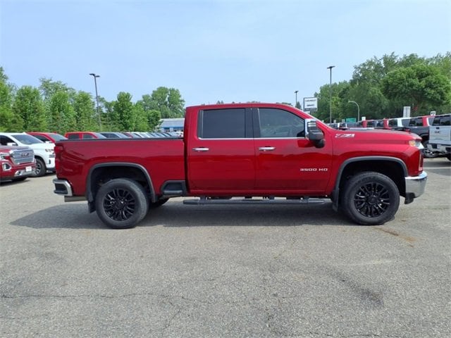 Used 2022 Chevrolet Silverado 3500HD LTZ with VIN 1GC4YUEY2NF236816 for sale in Litchfield, Minnesota