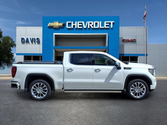 Used 2024 GMC Sierra 1500 Denali Denali with VIN 1GTUUGEL5RZ117275 for sale in Litchfield, Minnesota