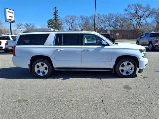 Used 2016 Chevrolet Suburban LTZ with VIN 1GNSKJKCXGR425612 for sale in Litchfield, Minnesota