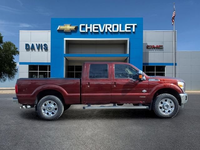 Used 2015 Ford F-250 Super Duty Lariat with VIN 1FT7W2BT8FEB73454 for sale in Litchfield, Minnesota
