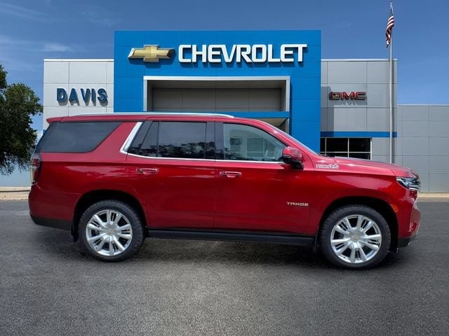 Used 2023 Chevrolet Tahoe High Country with VIN 1GNSKTKT7PR324040 for sale in Litchfield, Minnesota