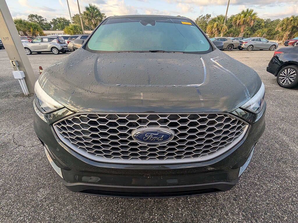Used 2024 Ford Edge SE