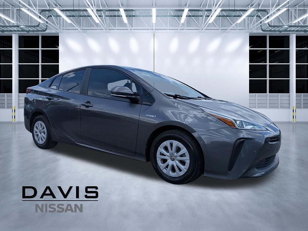 Used 2019 Toyota Prius L Eco