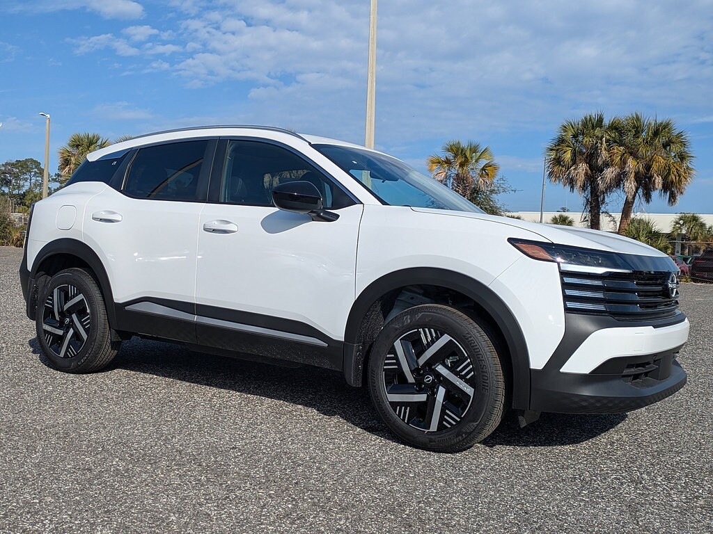 New 2026 Nissan Kicks SV