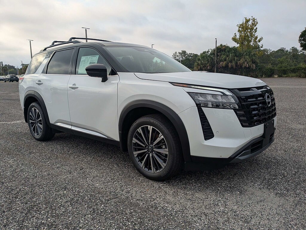 New 2026 Nissan Pathfinder Platinum
