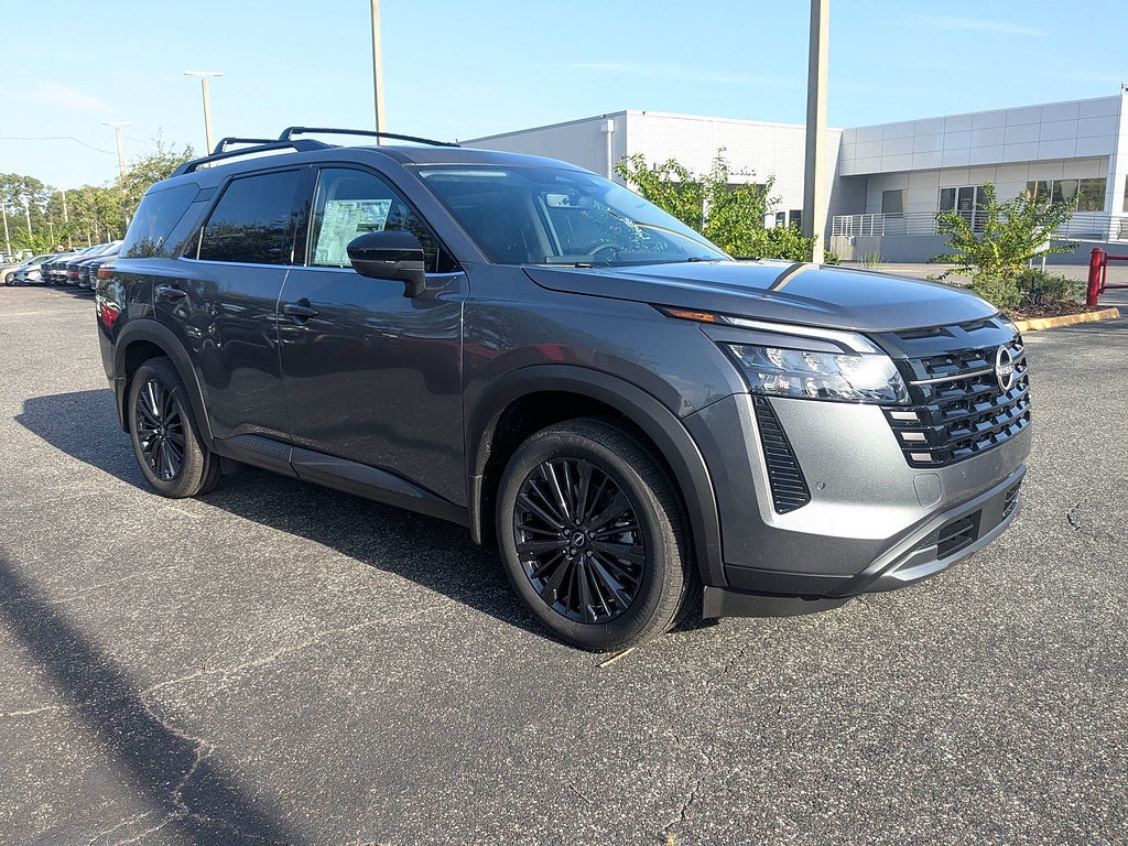 New 2026 Nissan Pathfinder SL