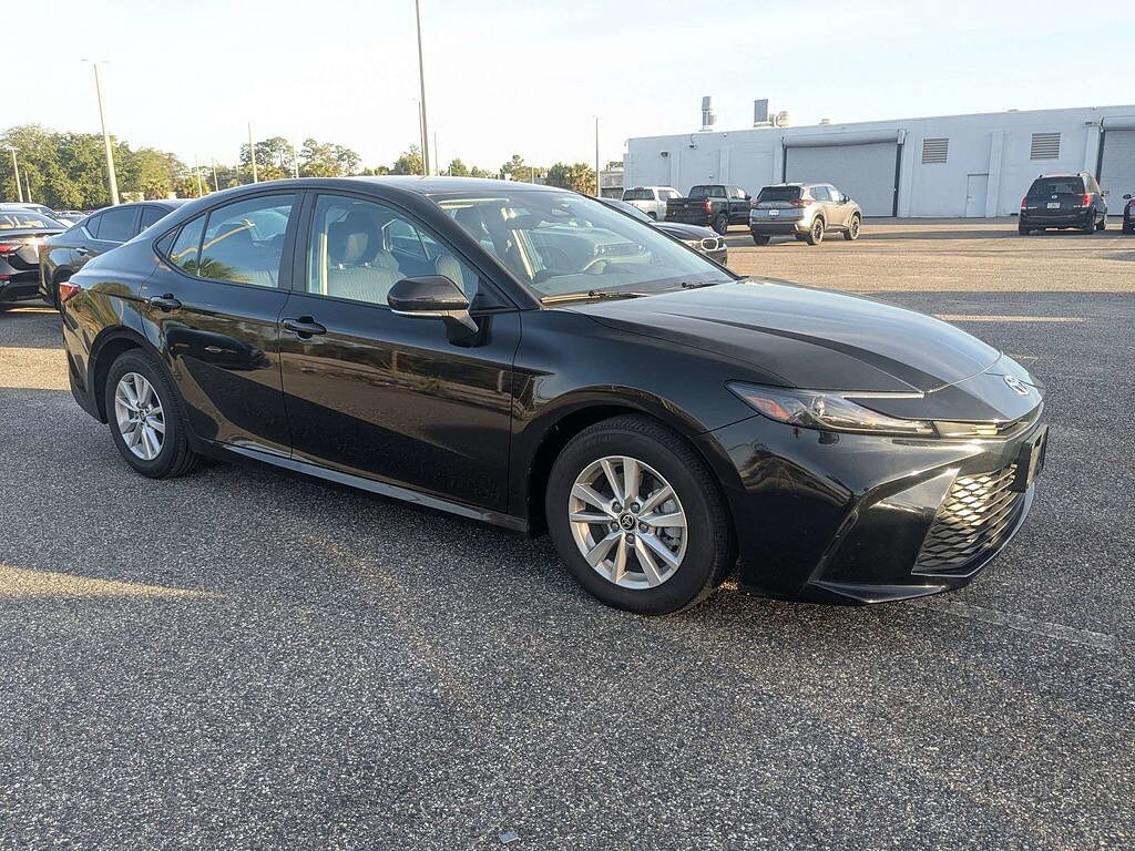 Used 2025 Toyota Camry LE