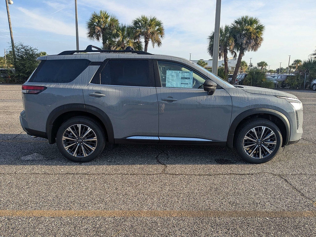 New 2026 Nissan Pathfinder Platinum