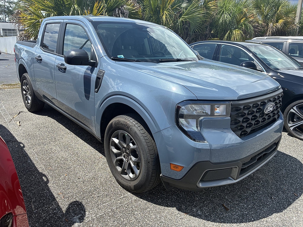 Used 2025 Ford Maverick XLT
