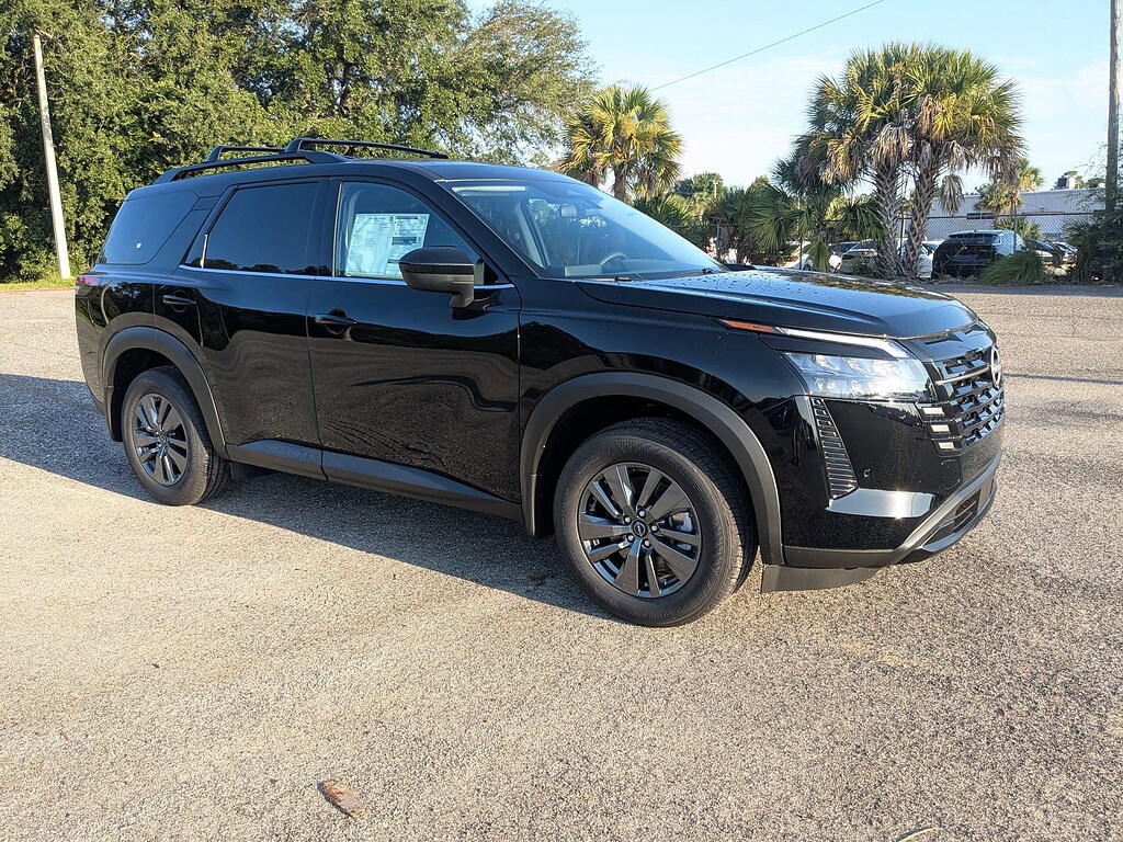 New 2026 Nissan Pathfinder SV