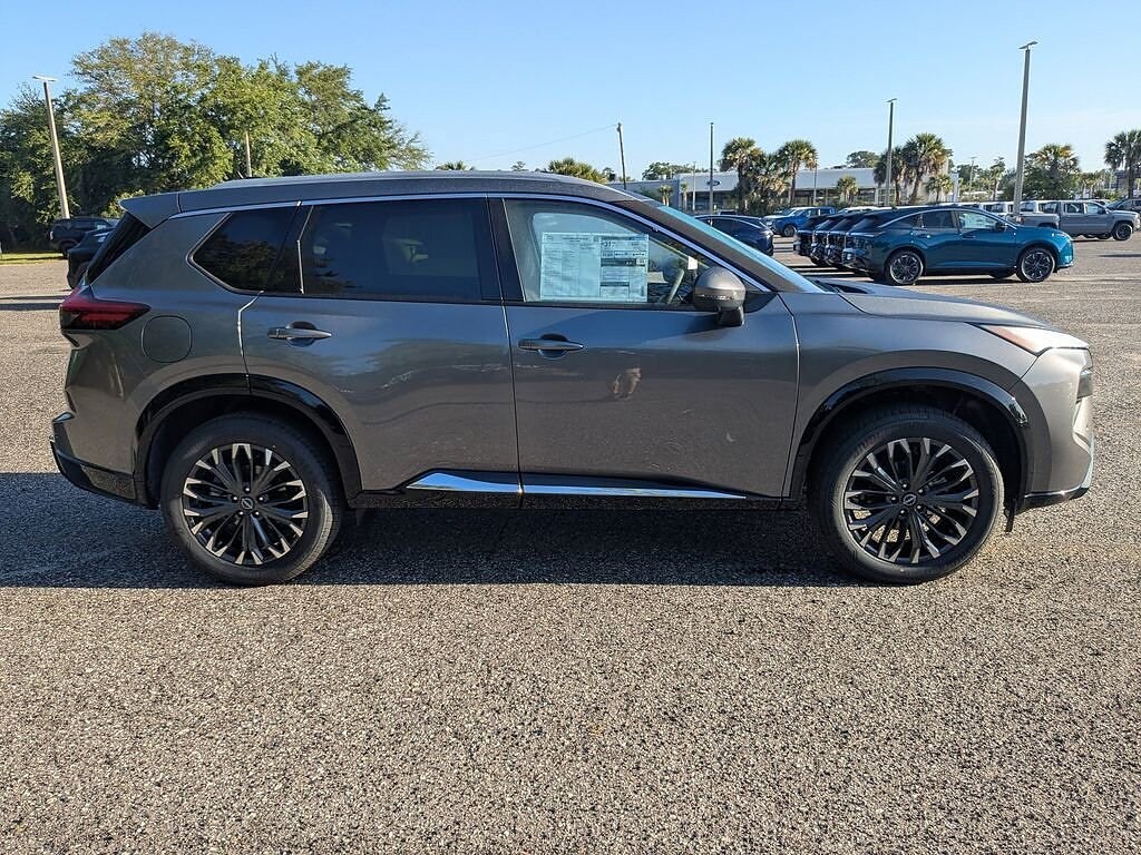 New 2026 Nissan Rogue Platinum