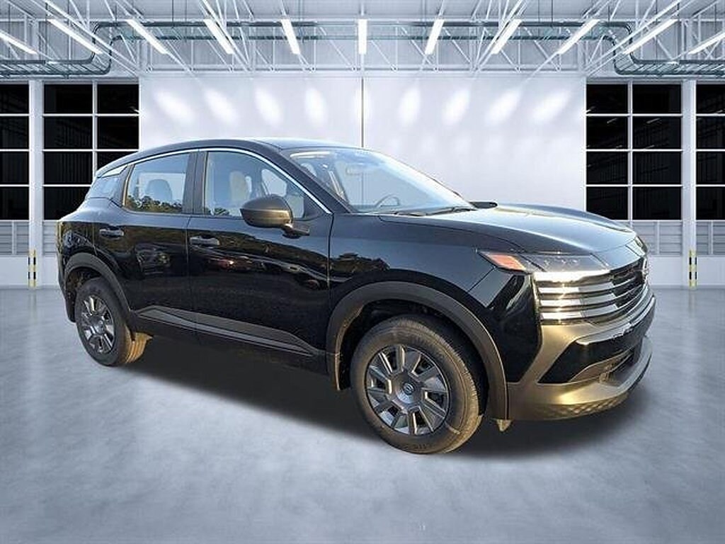 New 2026 Nissan Kicks S