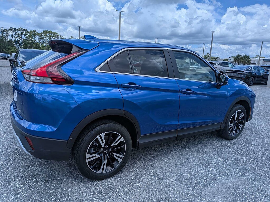 Used 2025 Mitsubishi Eclipse Cross SE