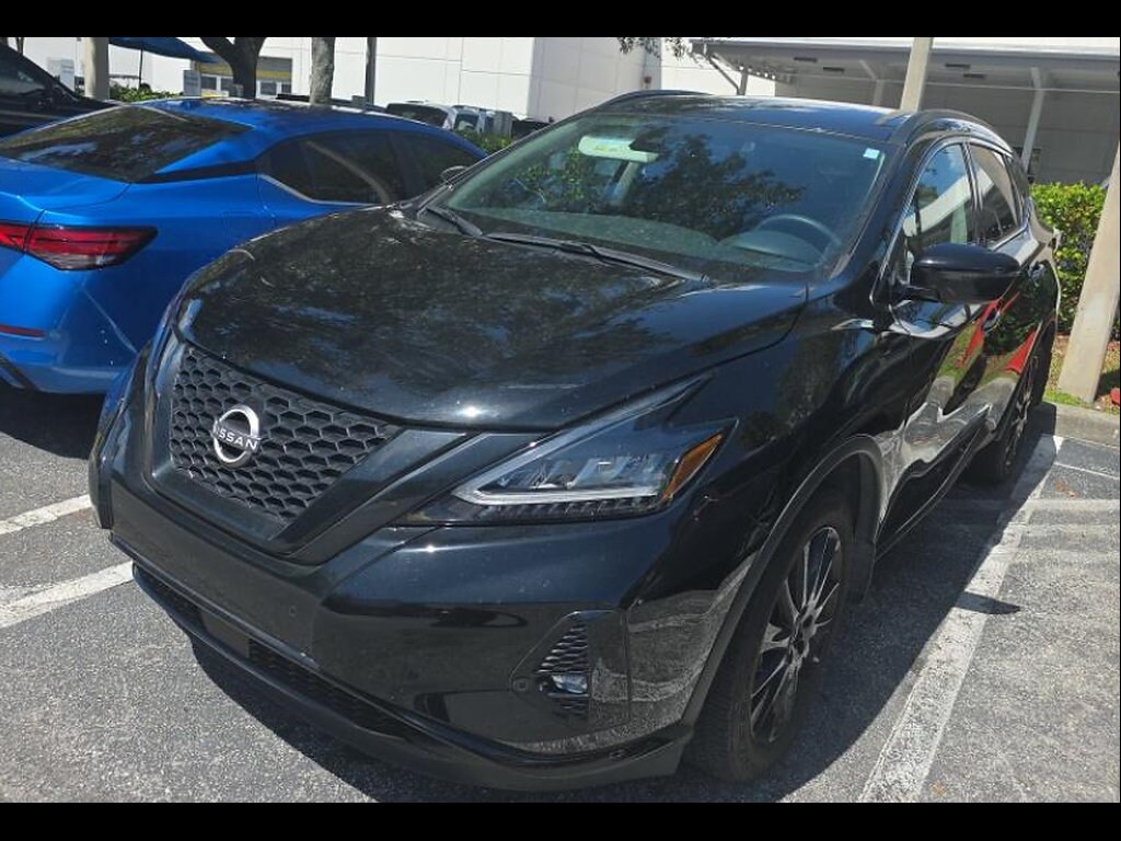 Used 2024 Nissan Murano SV