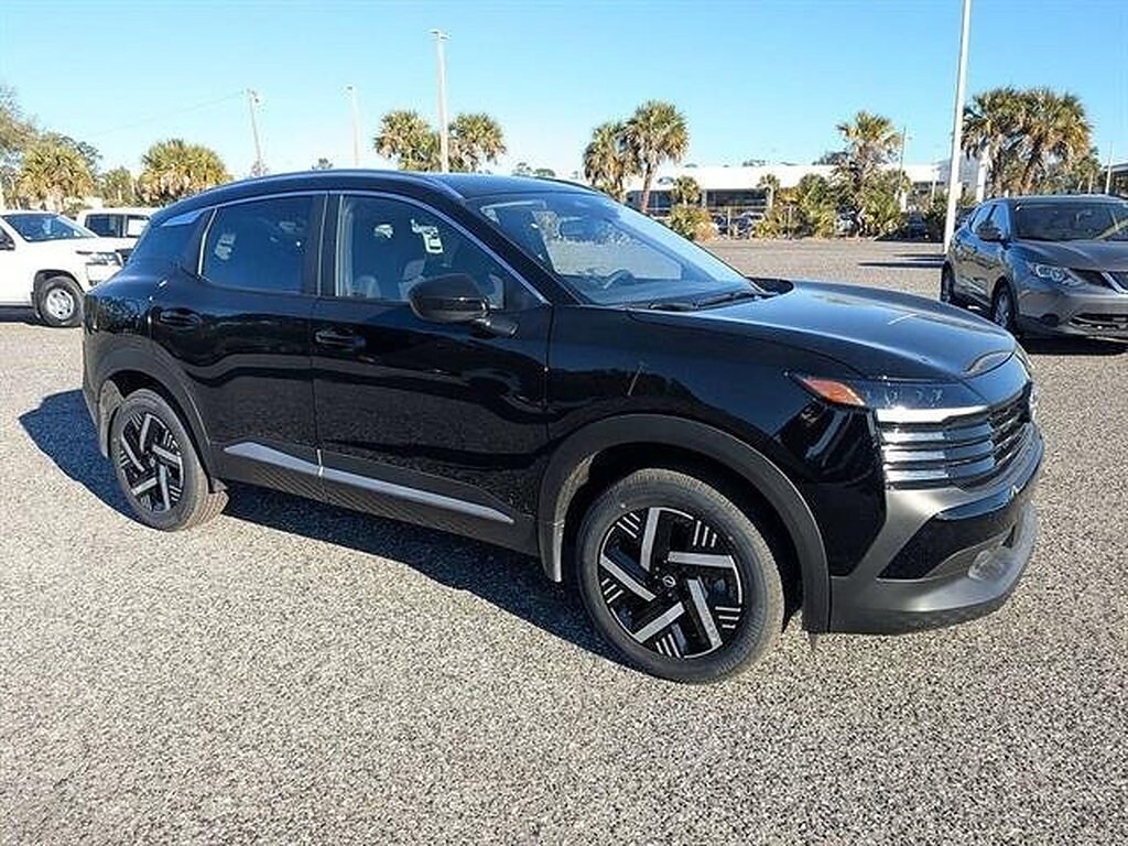 New 2026 Nissan Kicks SV
