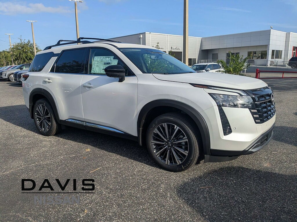 New 2026 Nissan Pathfinder Platinum