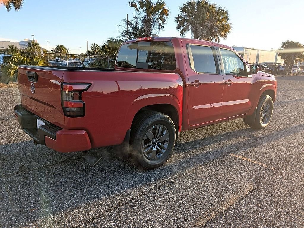 New 2026 Nissan Frontier Crew Cab SV 4x2