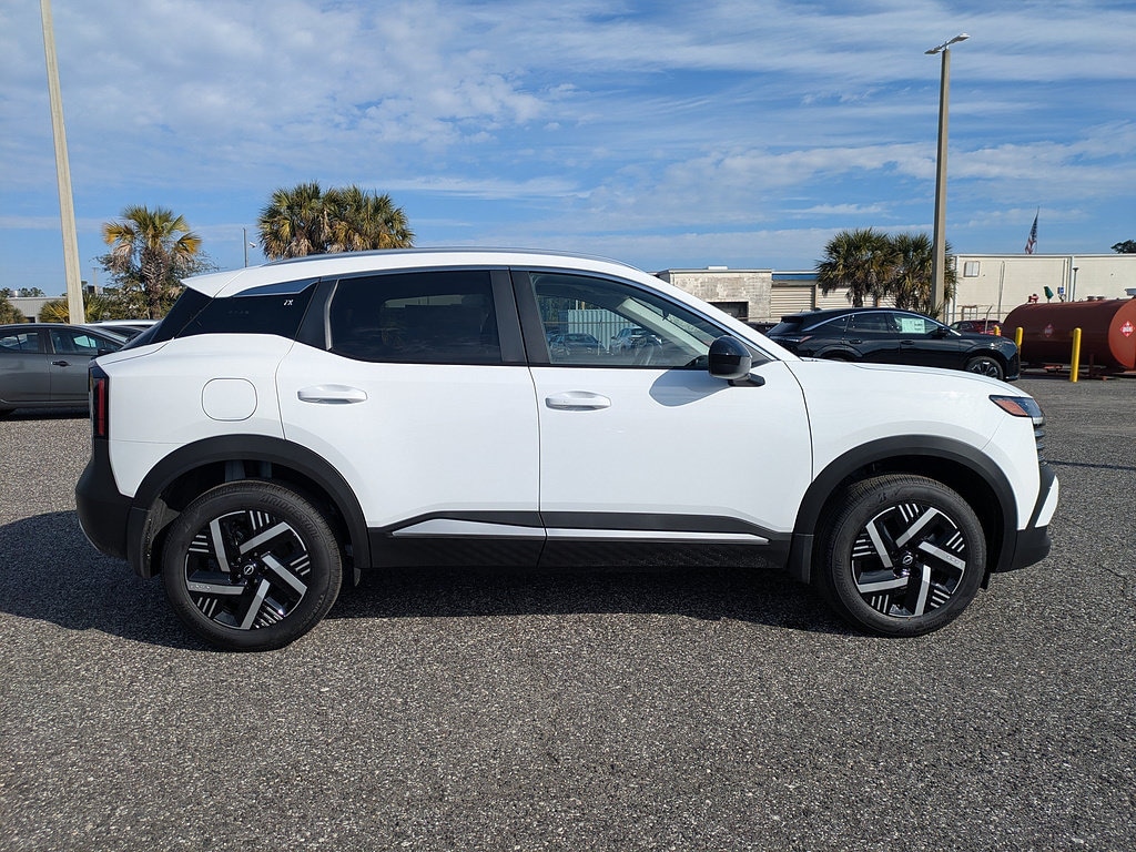 New 2026 Nissan Kicks SV