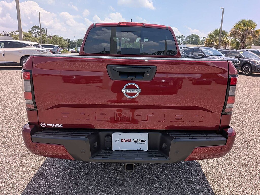 Used 2025 Nissan Frontier SV