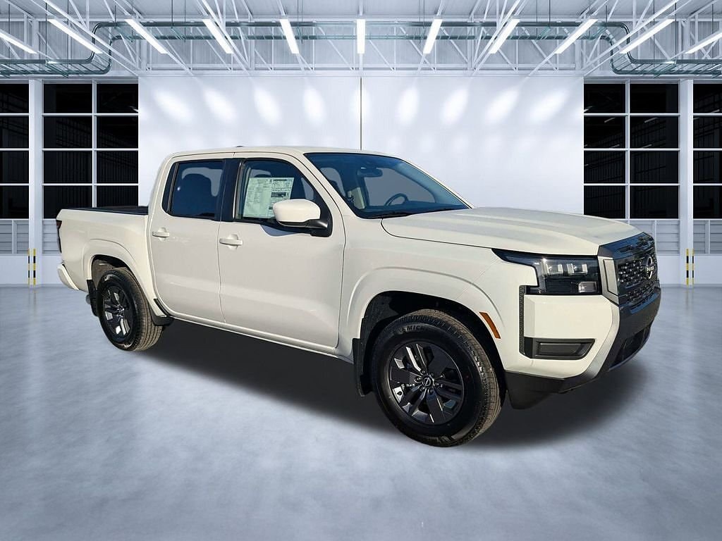 New 2026 Nissan Frontier Crew Cab SV 4x2