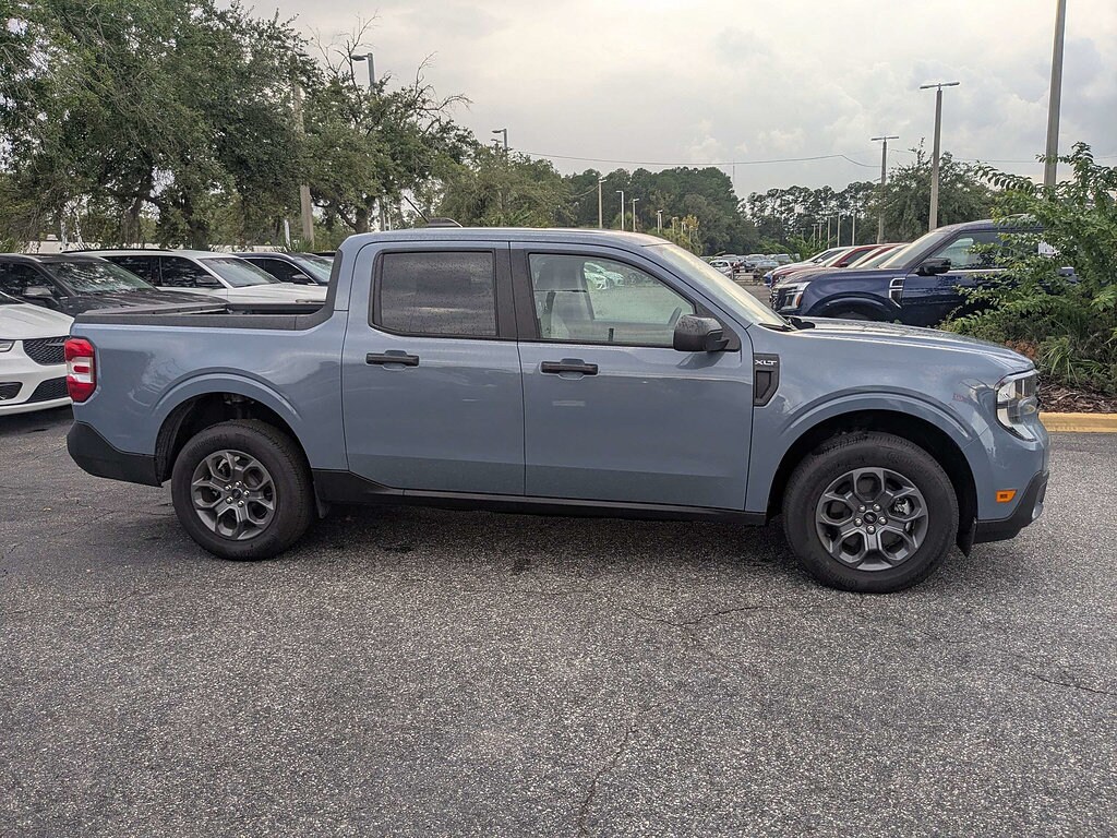 Used 2025 Ford Maverick XLT