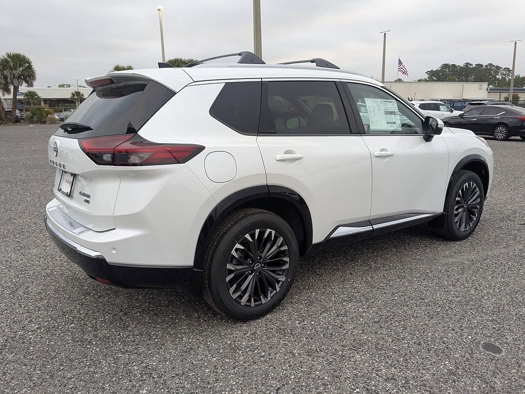 New 2026 Nissan Rogue Platinum