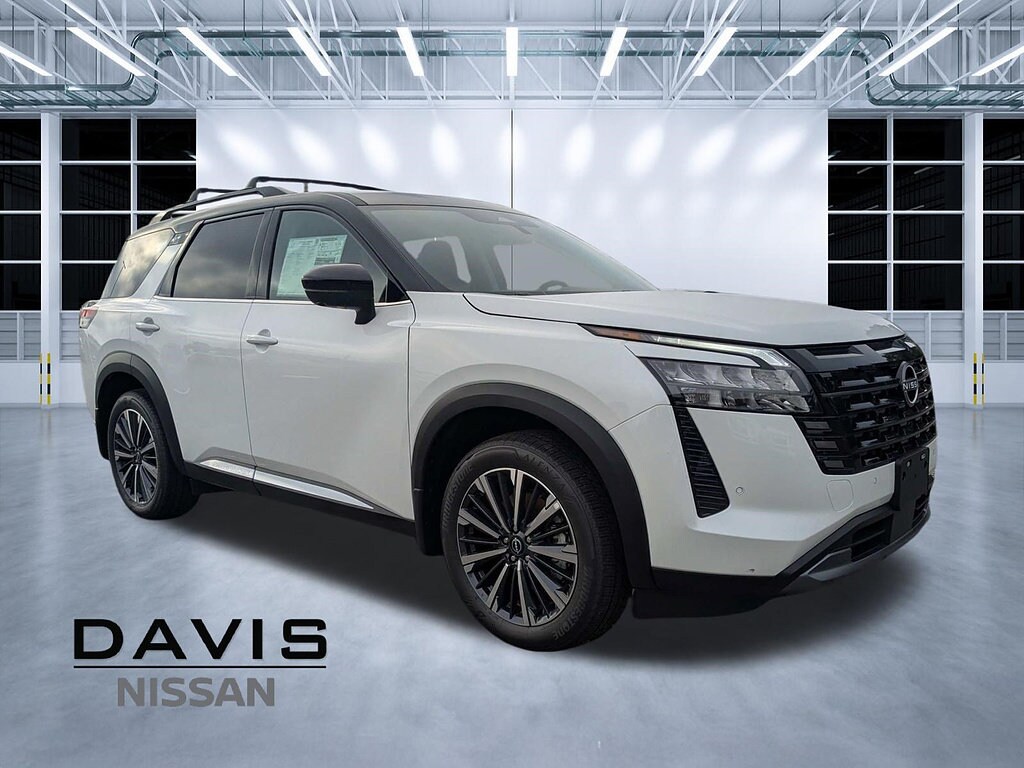 New 2026 Nissan Pathfinder Platinum