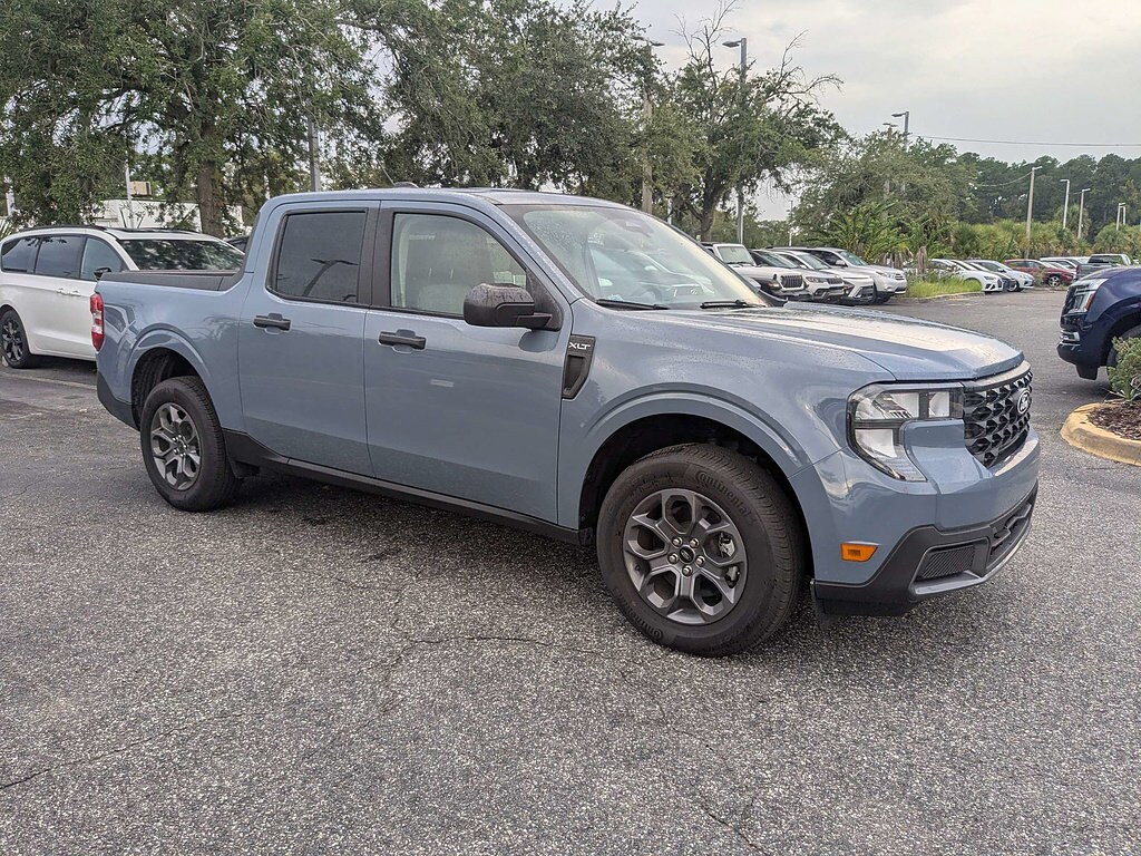 Used 2025 Ford Maverick XLT