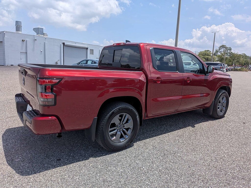 Used 2025 Nissan Frontier SV