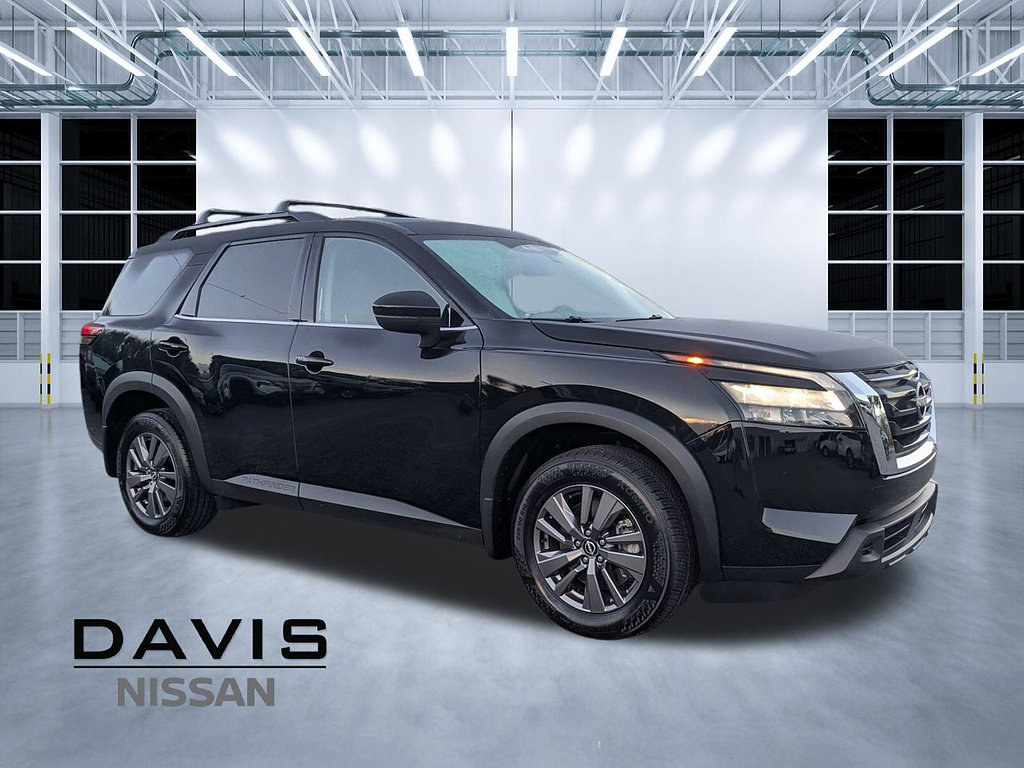 Used 2025 Nissan Pathfinder SV