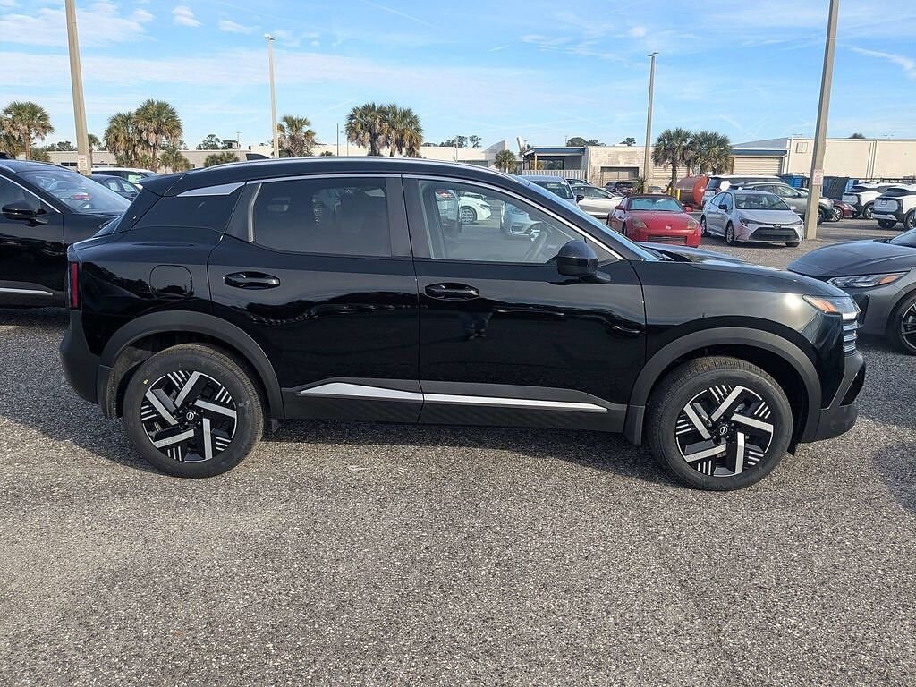 New 2026 Nissan Kicks SV