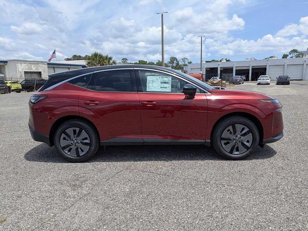 New 2025 Nissan Murano SL