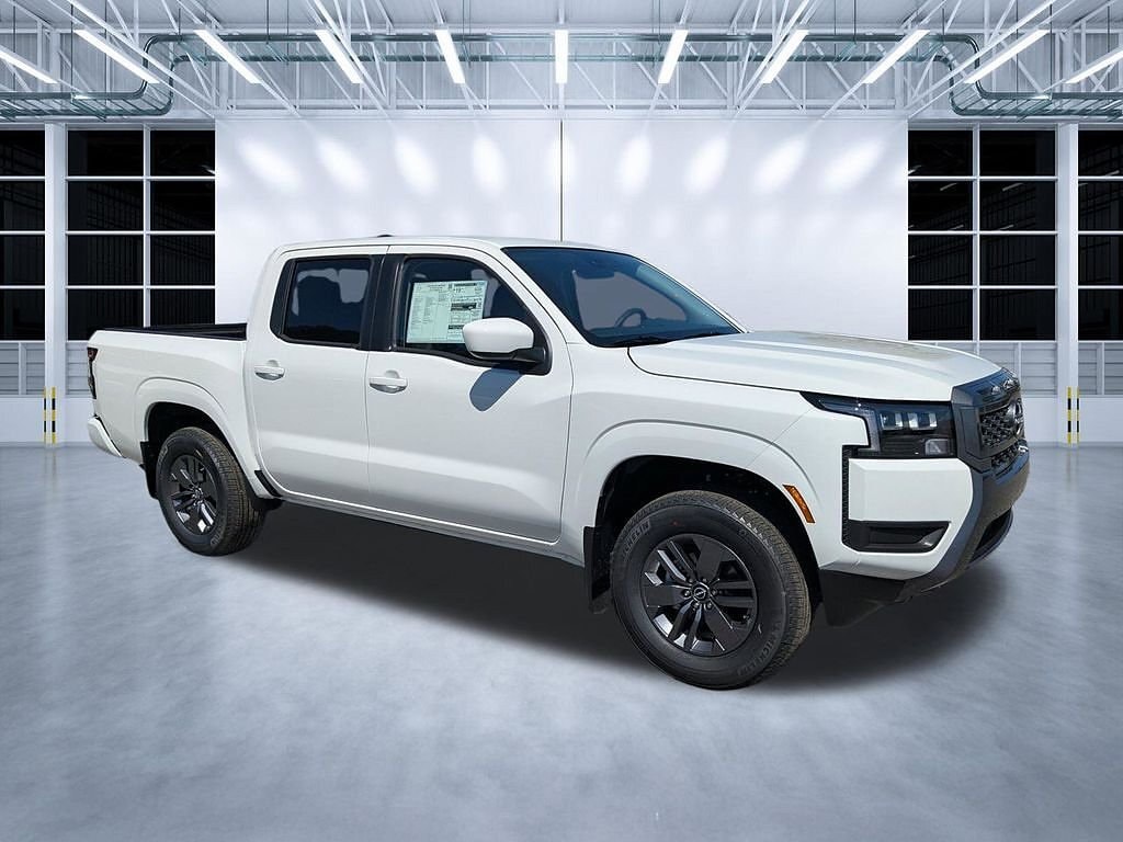 New 2026 Nissan Frontier Crew Cab SV 4x4