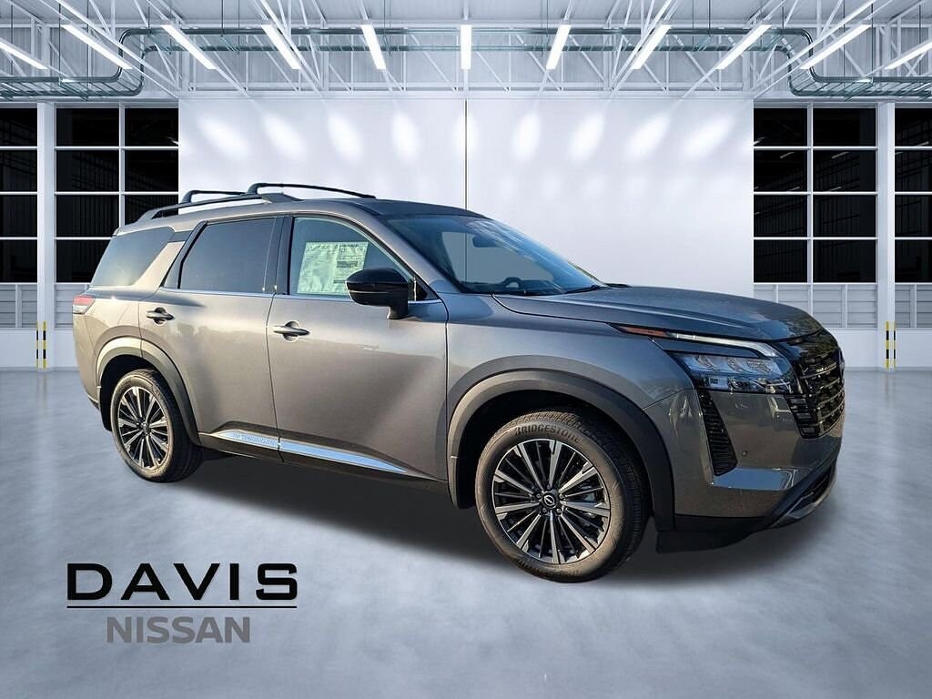 New 2026 Nissan Pathfinder Platinum