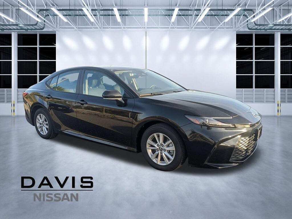 Used 2025 Toyota Camry LE