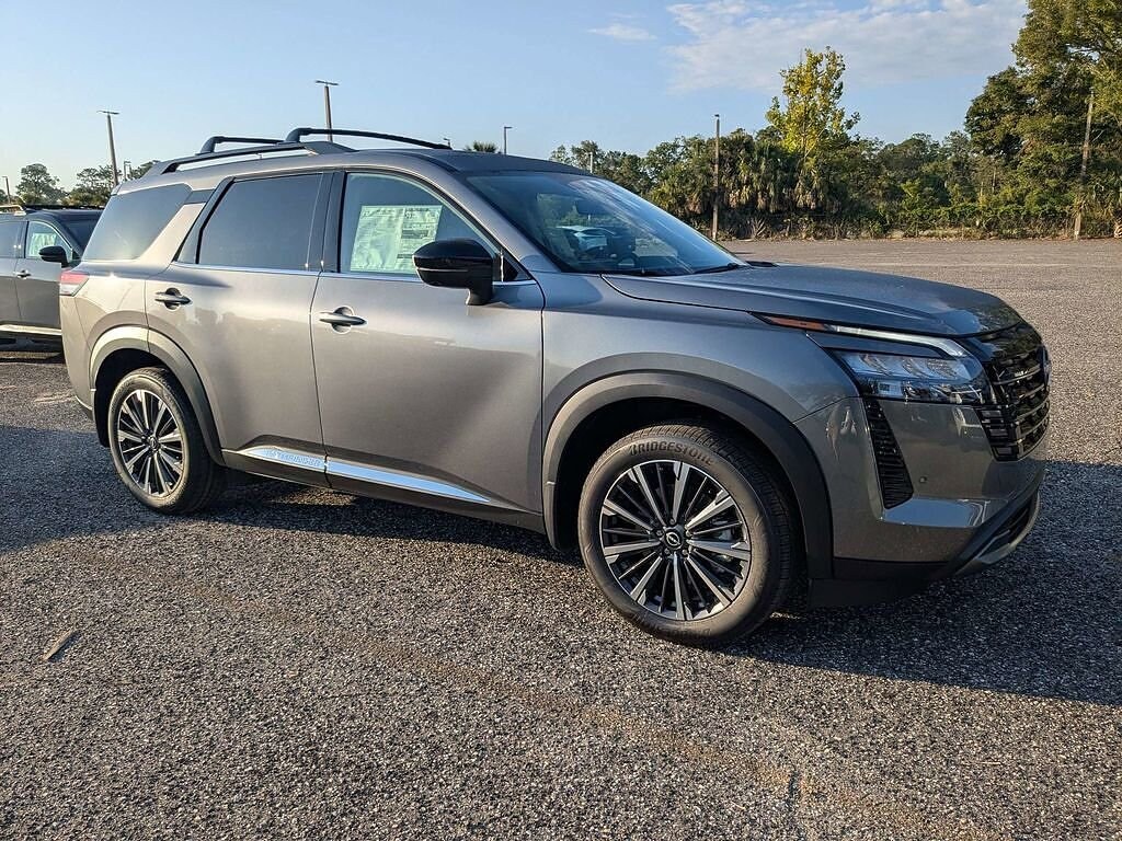 New 2026 Nissan Pathfinder Platinum