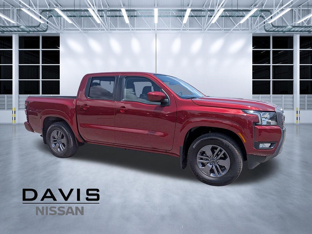 Used 2025 Nissan Frontier SV