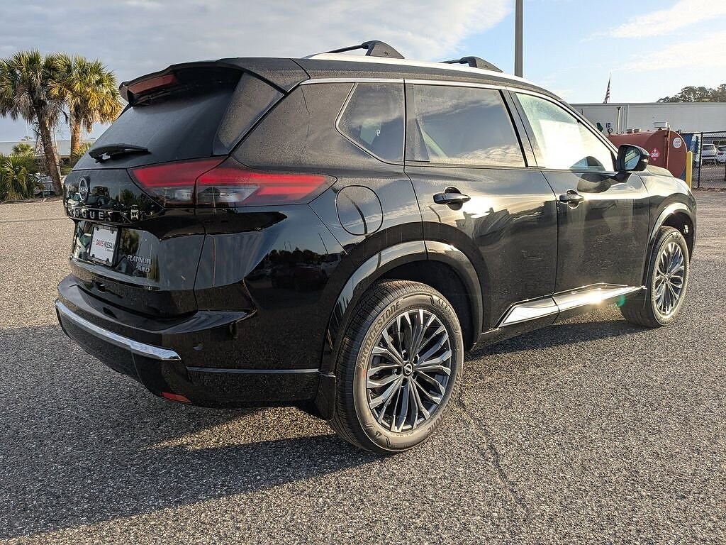 New 2026 Nissan Rogue Platinum