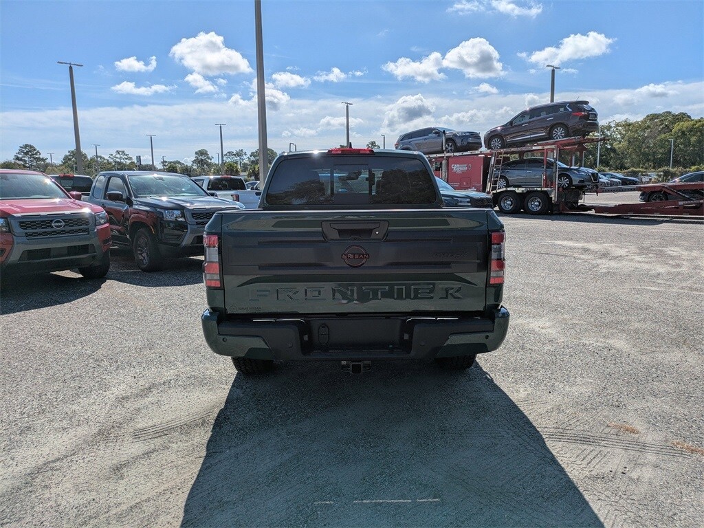 2025 Nissan Frontier PRO-X photo 4