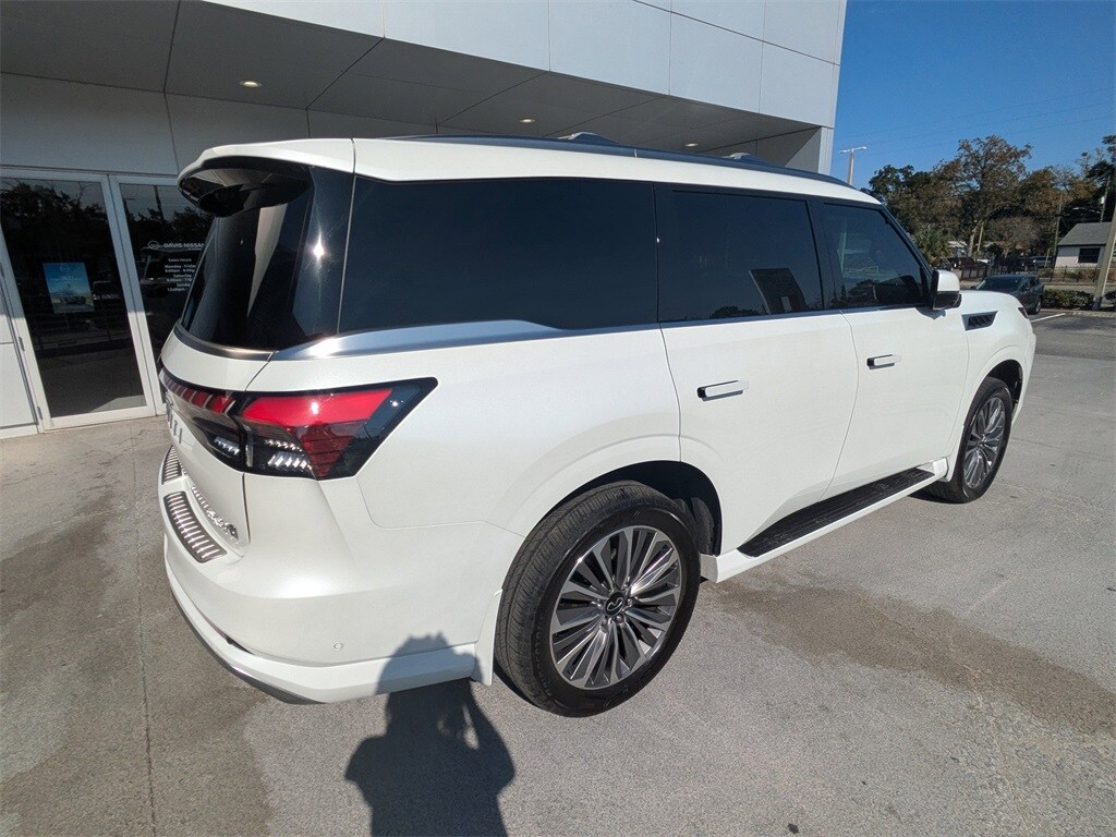 2025 Infiniti QX80 Sensory photo 2
