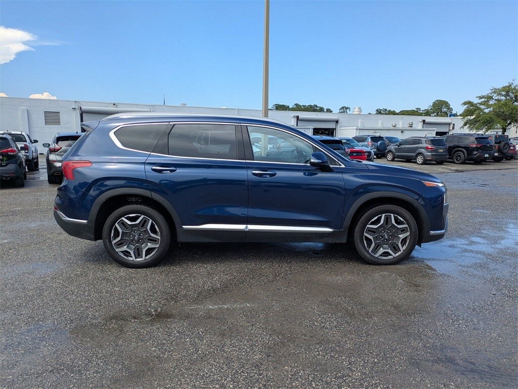 2023 Hyundai Santa Fe Limited photo 2