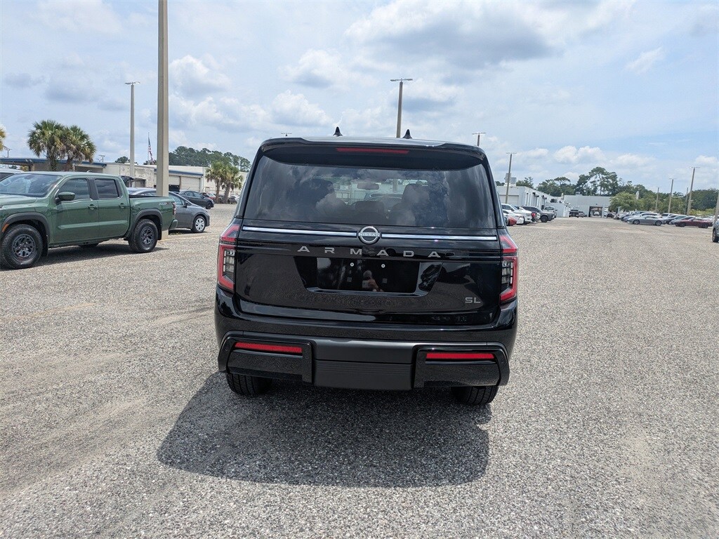 2025 Nissan Armada SL photo 4