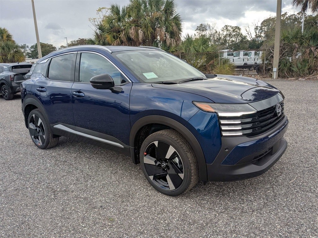 New 2026 Nissan Kicks SR SUV