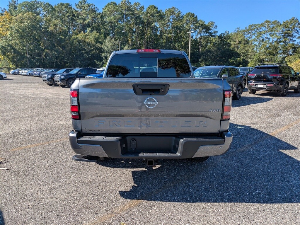 New 2026 Nissan Frontier Truck Crew Cab